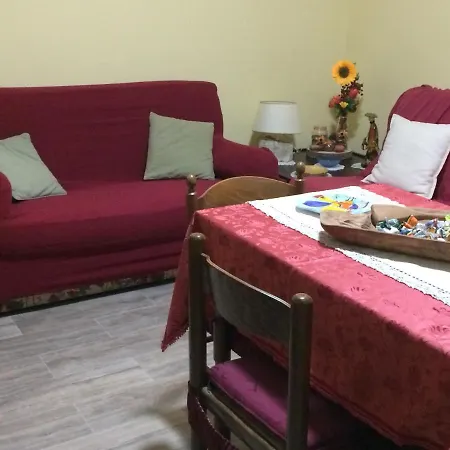Fontana Di Li Rosi Apartment