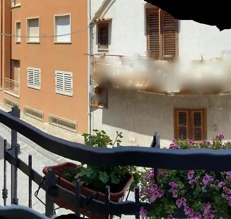 Fontana Di Li Rosi * Campofranco